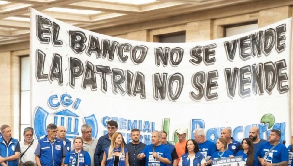 La Bancaria juntó más de 5 mil firmas en Pergamino en defensa del Banco Nación