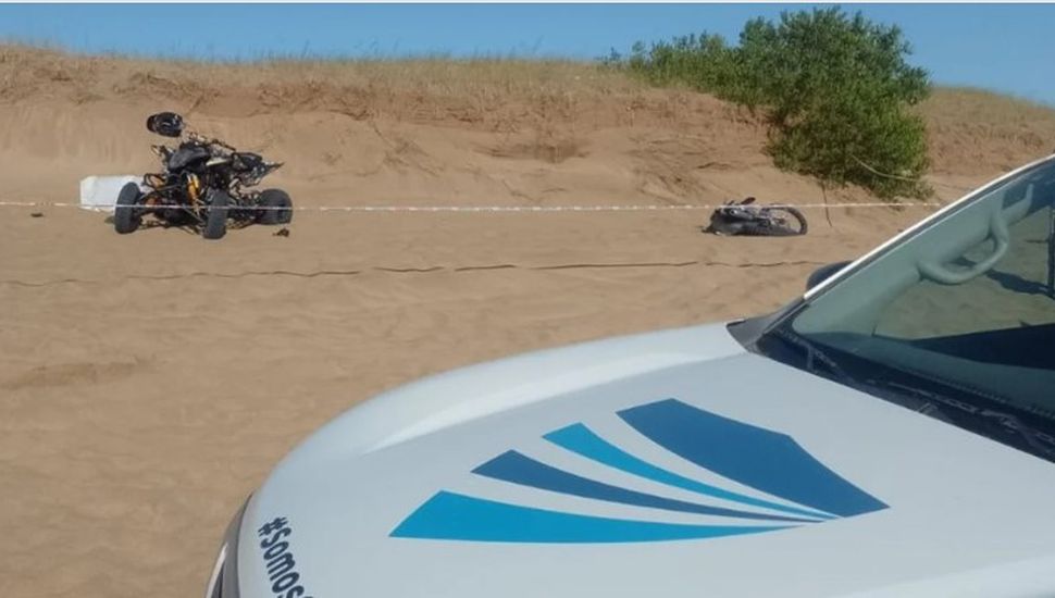 Otra tragedia en la costa: un motociclista falleció en la playa tras chocar de frente contra un cuatriciclo