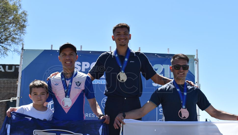El colonense Orestes Cáceres se quedó con la Media Maratón La Merced en Pergamino