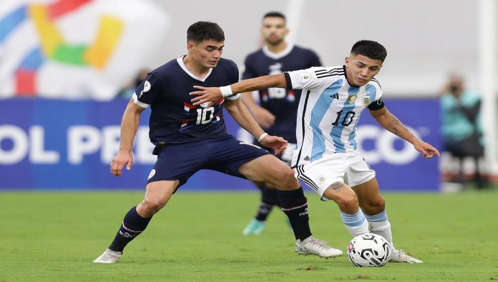 Argentina igualó sobre el final ante Paraguay