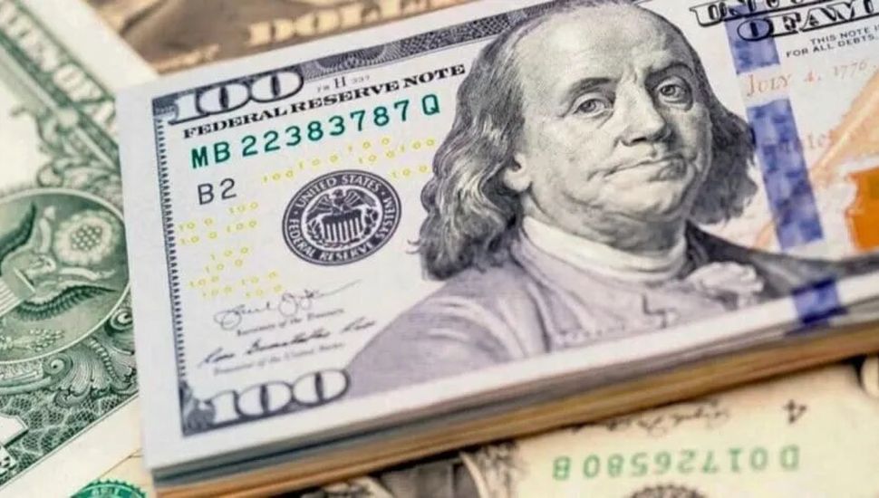 El dólar blue se disparó y alcanzó niveles récord