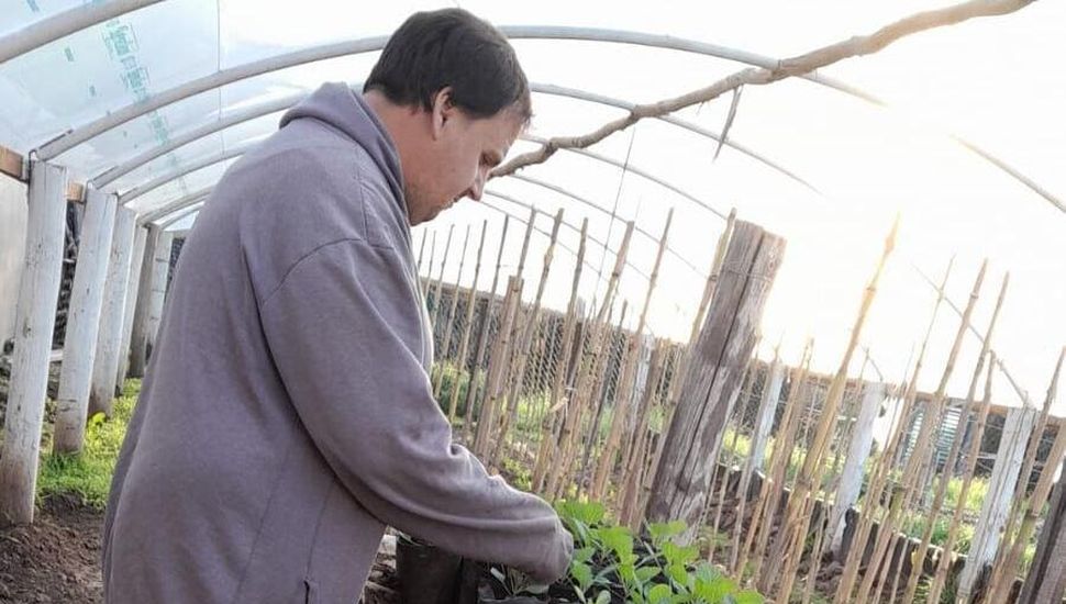 El Taller Protegido de Rojas junto al municipio y a la Provincia llevaron a cabo una jornada ecológica