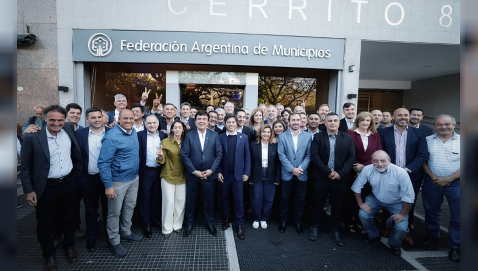 Kicillof dejó un mensaje en clave electoral en el cierre de la asamblea FAM