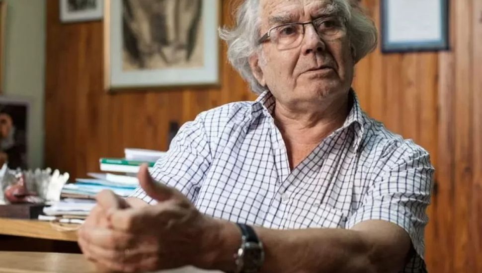 Pérez Esquivel junto a un grupo de dirigentes pidieron juicio político contra Milei