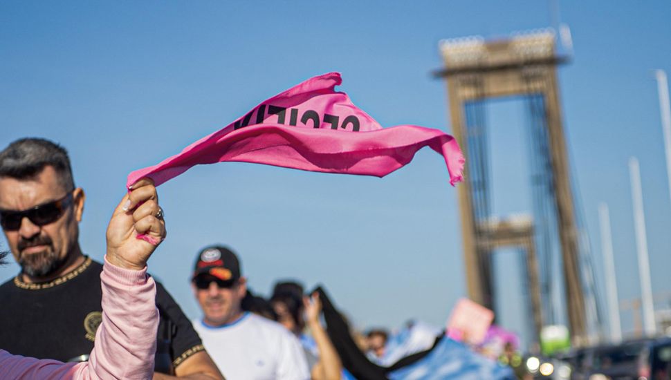 Masiva marcha por Cecilia Strzyzowski