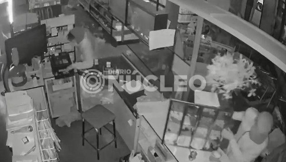 Los saqueos llegaron a San Nicolás: irrumpen en supermercado durante la madrugada