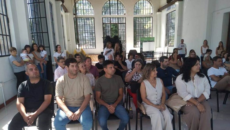 Juraron los nuevos integrantes del Consejo Escolar Rojas