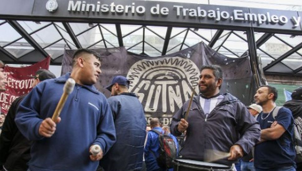 Fate anunció que despedirá a casi 100 trabajadores