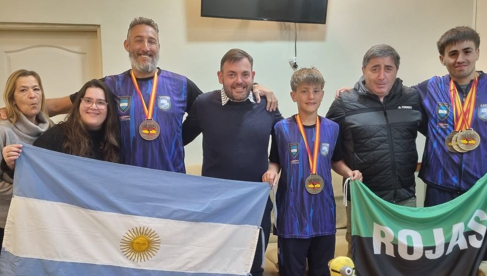 El Intendente Bouvier recibió a los campeones mundiales de Taekwondo