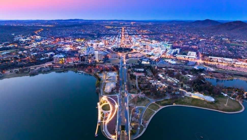 ¿Cómo un grupo de iniciativa une a deportistas LGBT+ y cambia la comunidad deportiva de Canberra?