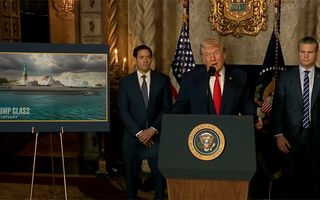 Trump anuncia la construcción de más buques de guerra