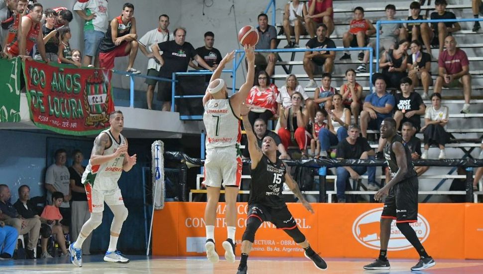 Pergamino Básquet cayó ante Ciclista en un partido parejo y cambiante