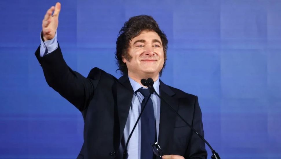 A dos años de la asunción de Milei: ajuste profundo, tensiones políticas y auxilio de EE UU