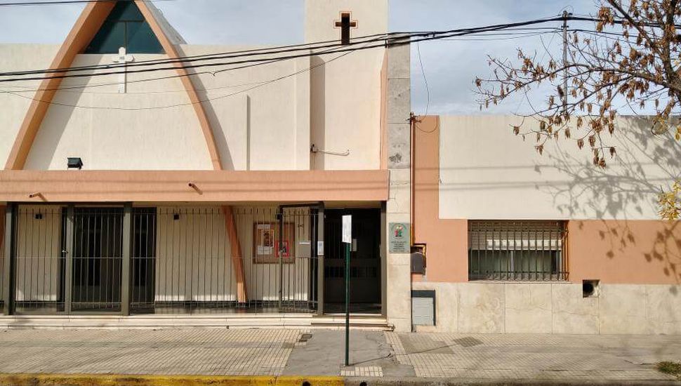 Denuncias de violencia en el Colegio San Jorge: padres reclaman la resolución de la Dirección General de Educación Privada