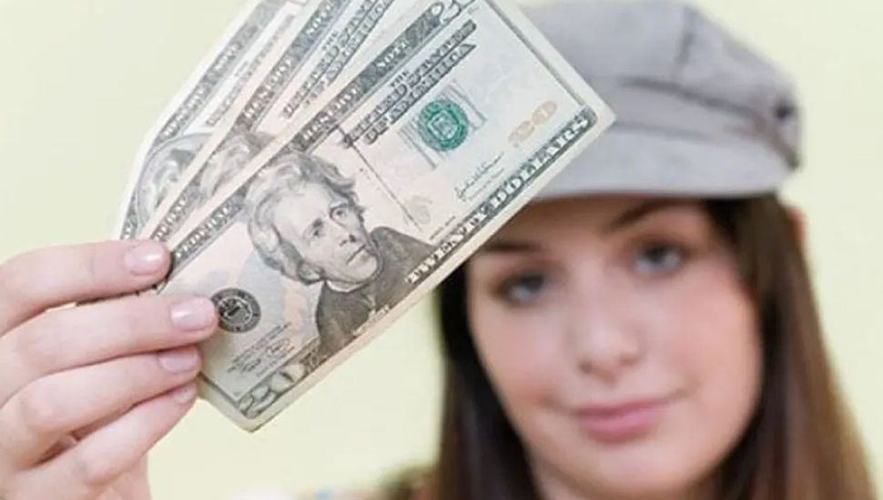 Argentina tiene el salario mínimo más bajo de la región