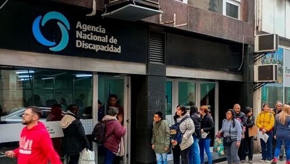 Presuntas coimas: peritan celulares de los sospechosos