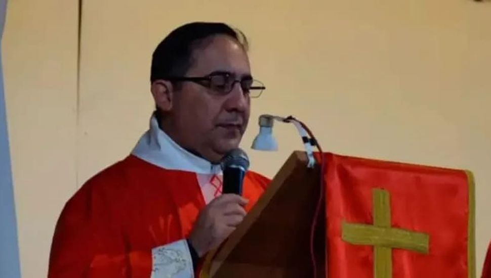 El Vaticano expulsó del sacerdocio al pergaminense Rodrigo Vázquez