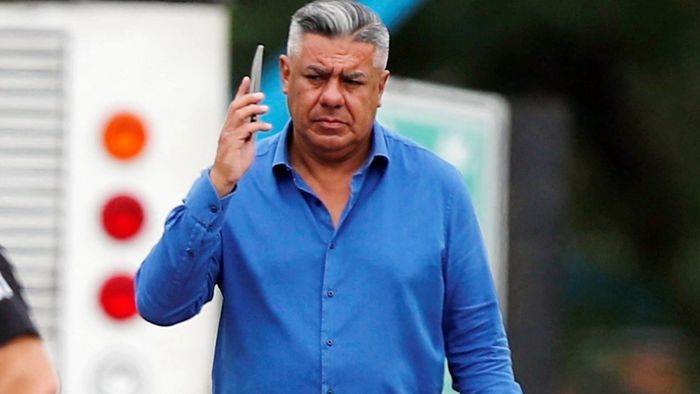 La pelota no se mancha, pero la AFA...