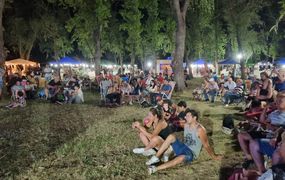 Rojas vivió la Varieté musical en el Club de Pescadores