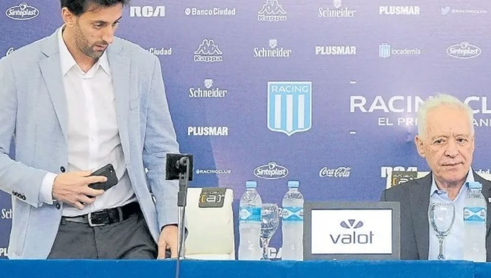 Blanco felicitó a Racing pero apuntó hacia Milito