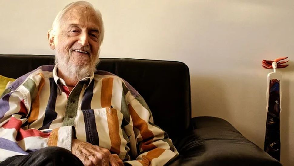 Falleció el histórico editor Daniel Divinsky, que publicó por primera vez a Mafalda en libro