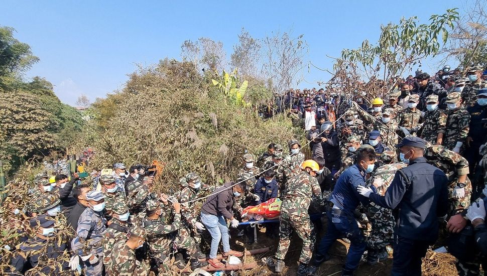 Nepal: Cayó un avión y hay 68 fallecidos
