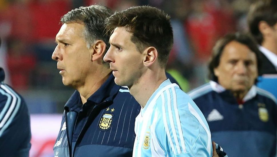 Martino podría dirigir a Messi en el Inter de Miami