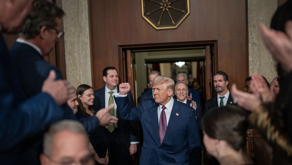 Trump indultó al exalcalde de la “tolerancia cero” y a los acusados de intentar anular las elecciones de 2020