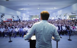 Kicillof llamó al PJ a ser “alternativa a la ultraderecha”