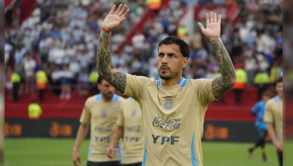 Paredes llegó a la Argentina y está a un paso de firmar con Boca
