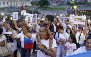 Multitudinaria manifestación de venezolanos