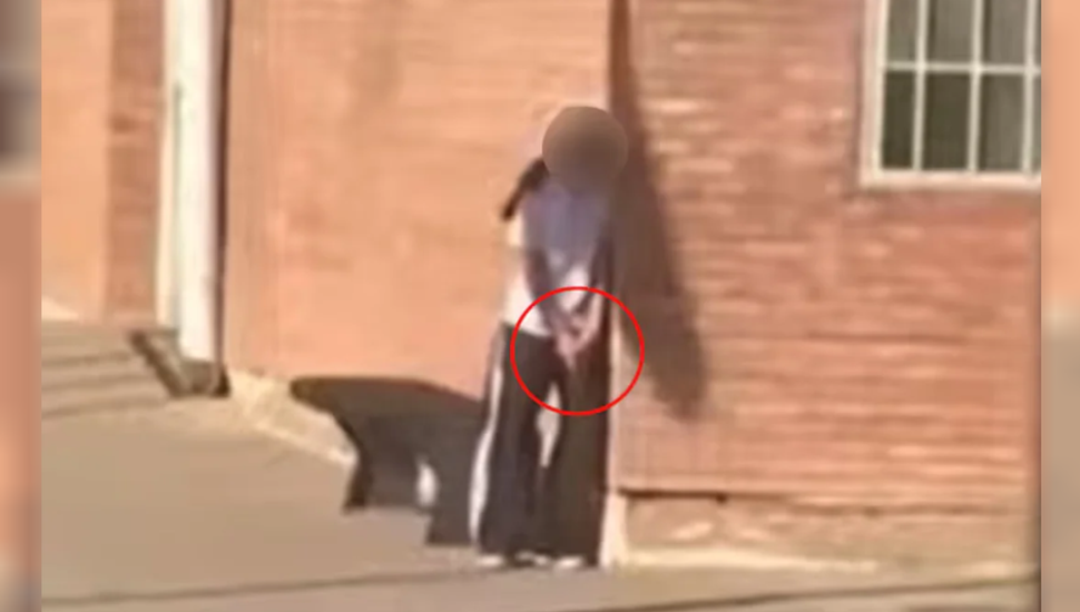 La alumna atrincherada en una escuela de Mendoza se entregó