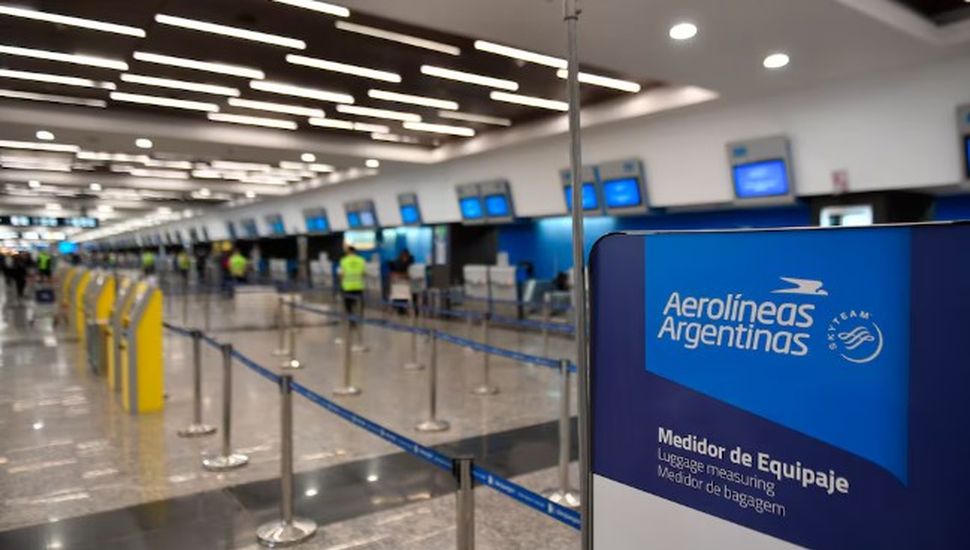 El paro de pilotos dejó a 37.000 pasajeros