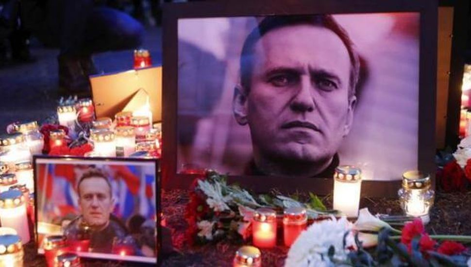 Rusia: la madre de Navalny recibió el cuerpo del líder opositor