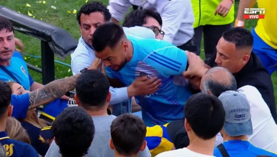 Romero se peleó con un hincha y luego pidió disculpas