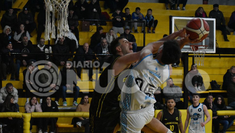 Prefederal: Argentino dio vuelta el partido y venció a Comunicaciones