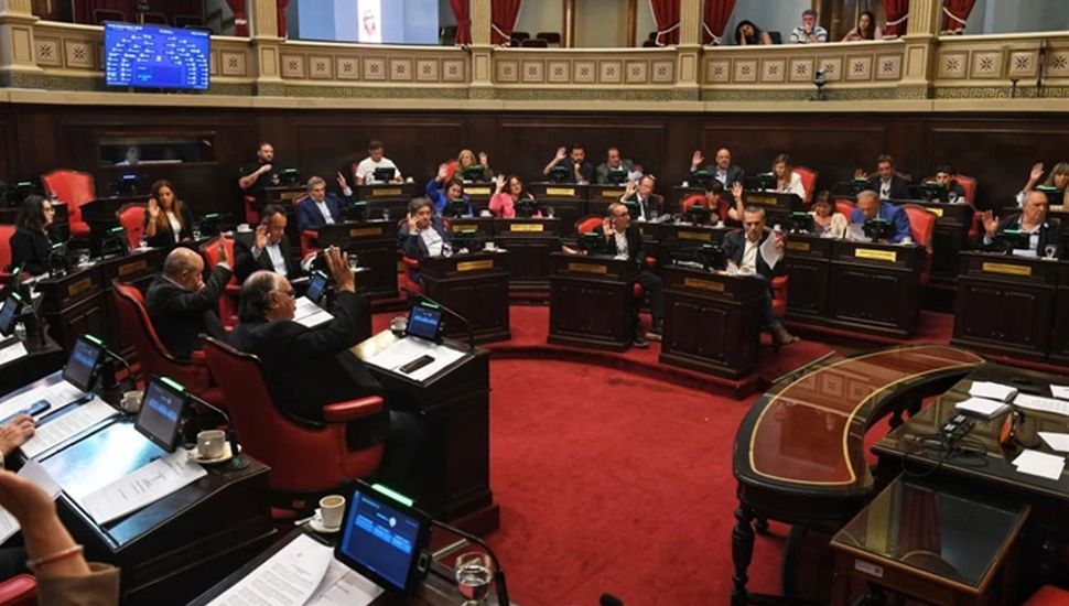 el gobernador Kicillof logró el aval para tomar deuda tras una negociación maratónica y un acuerdo clave en el Banco Provincia