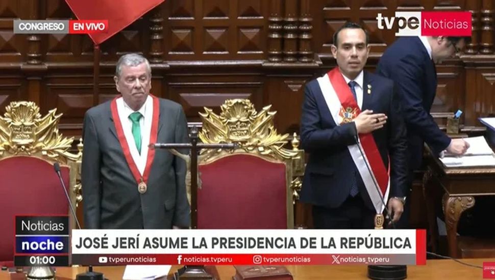José Jerí asumió como presidente interino de Perú luego la destitución exprés de Dina Boluarte