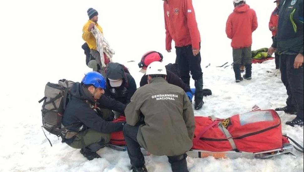Falleció un brasileño tras el desprendimiento de hielo en Tierra del Fuego
