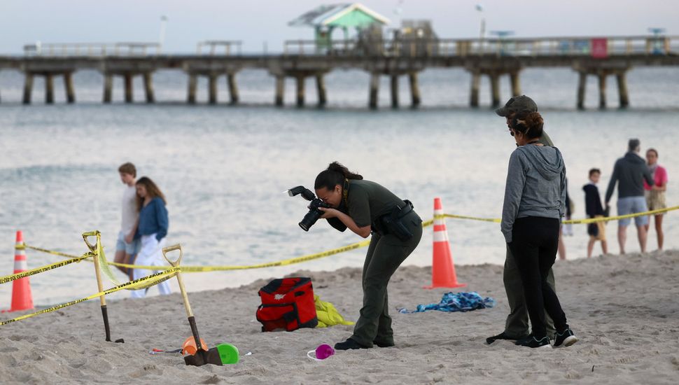 Hacer pozos en la arena: una inocente actividad de playa puede resultar mortal