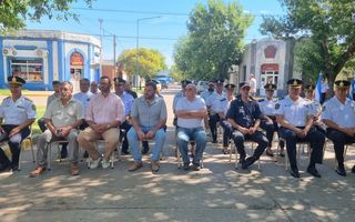 Emotivo homenaje y entrega de reconocimientos en la Escuela "Juan Vucetich"