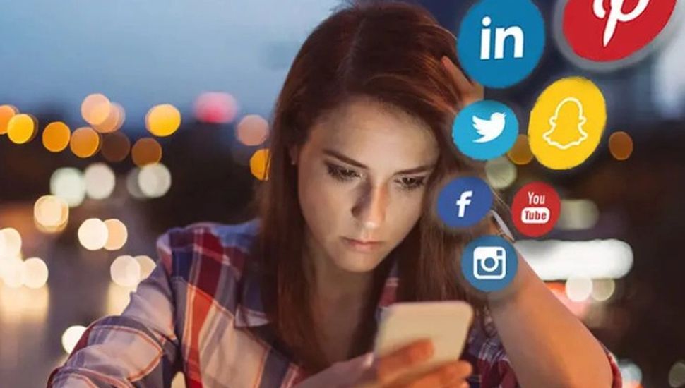 La Unión Europea prohibiría a los menores el acceso a redes sociales