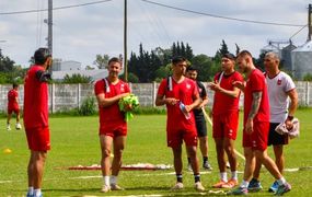 Altas y bajas en Douglas de cara al Federal A temporada 2026