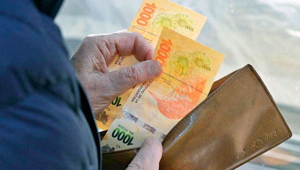 La Provincia adelantó el pago del bono de 30 mil pesos