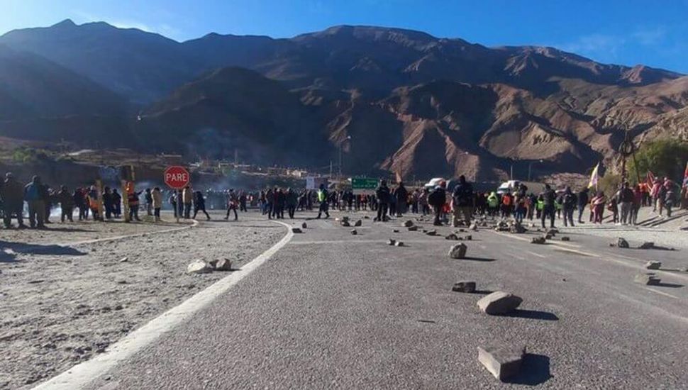 Violenta represión policial en Jujuy