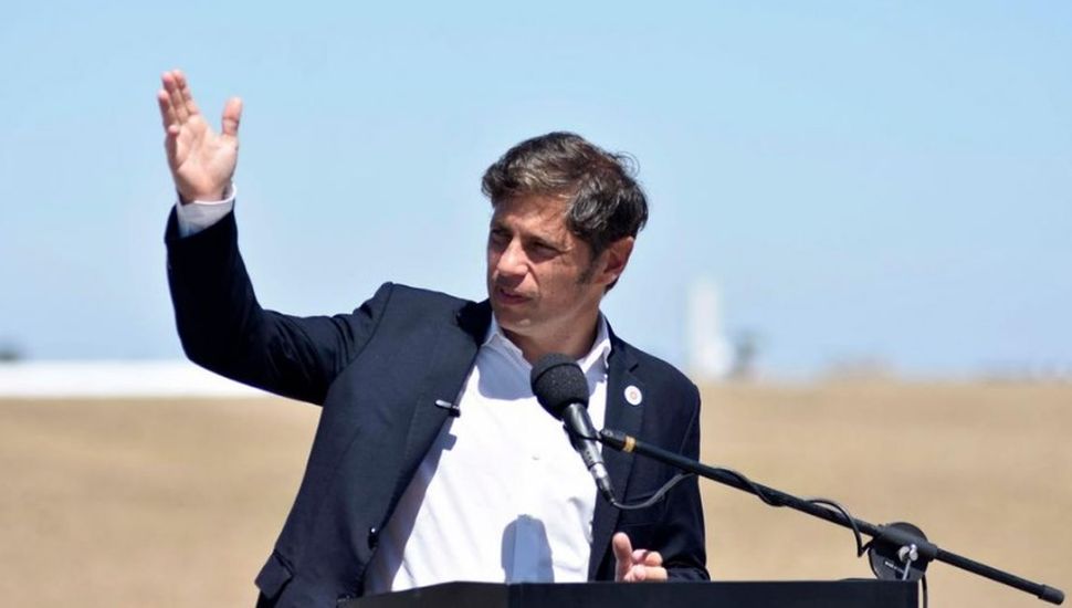 Axel Kicillof visita la ciudad de Rojas