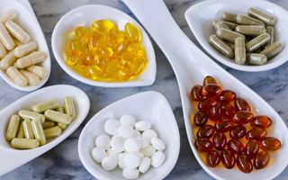 Suplementos dietarios y alimentación: cómo manejarlos según los especialistas