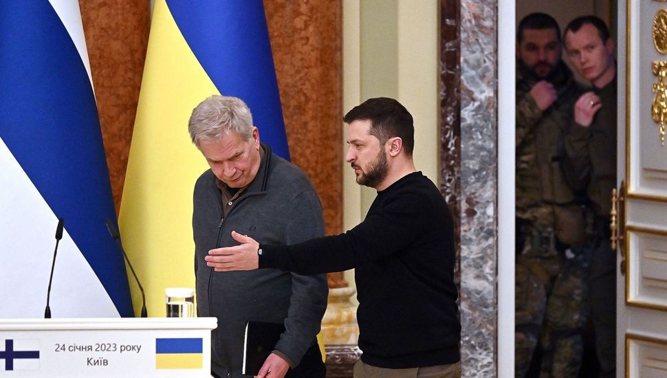 Ola de renuncias y despidos por corrupción en el Ejército ucraniano
