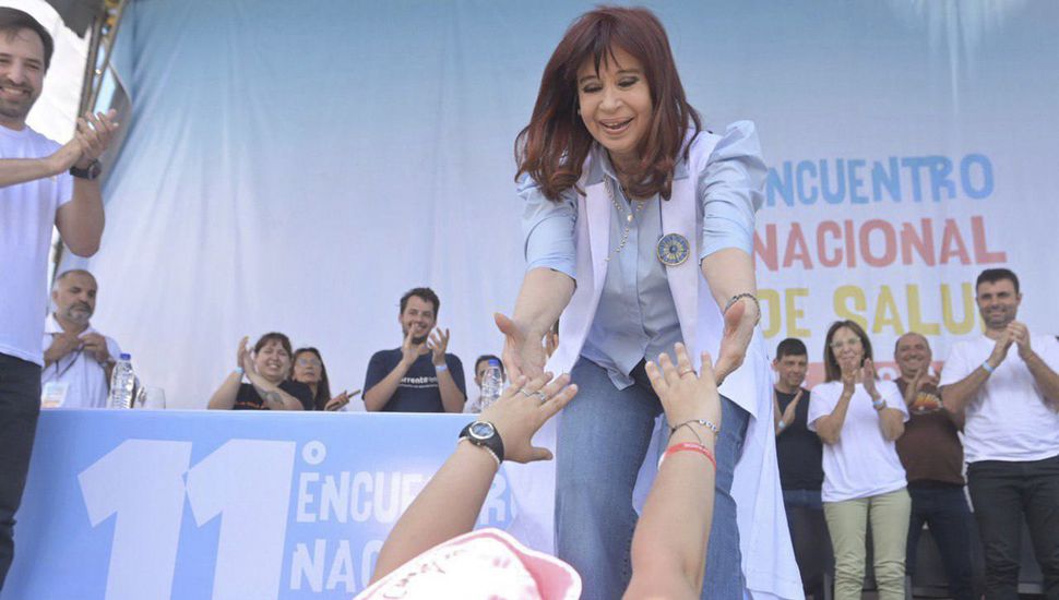 Cristina Fernández: “Sos tan guapo, desregulá los  medicamentos, si te animás"