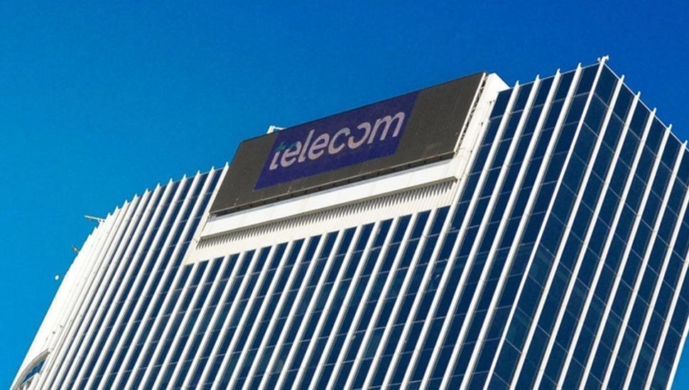 Telecom coloca 600 millones de dólares